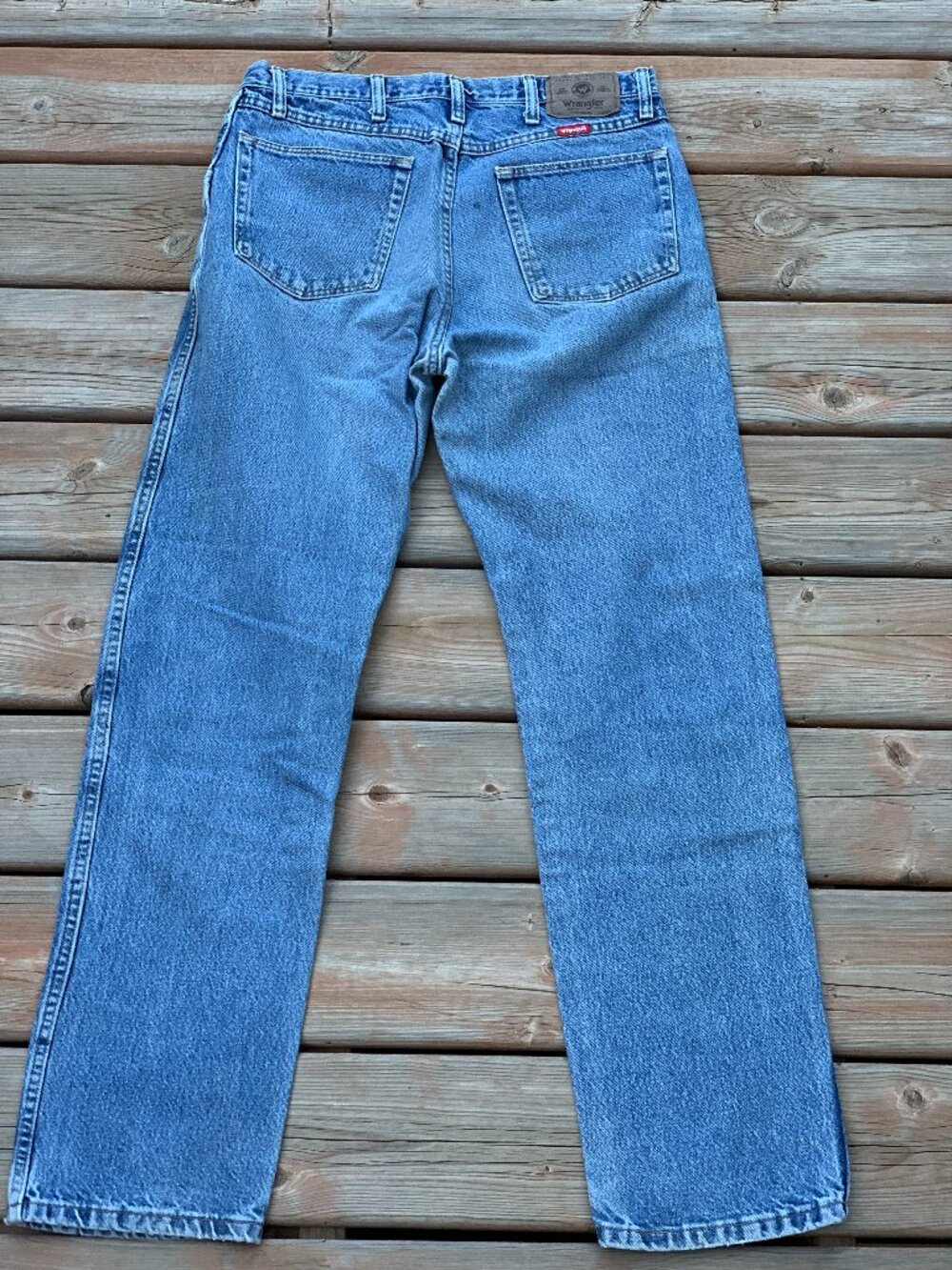 Vtg Wrangler Jeans Men 34x33 Straight Distressed Faded Denim Western Workwear